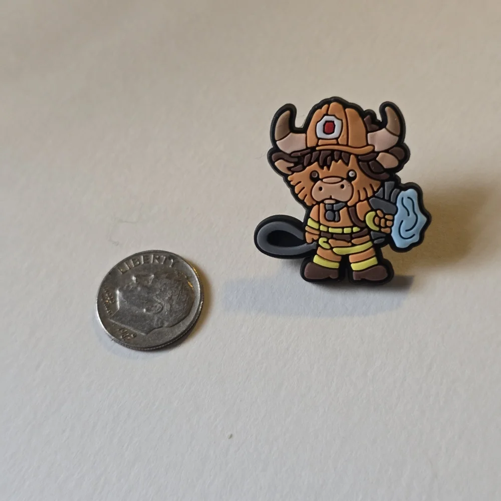 Firefighter Bull Pin
